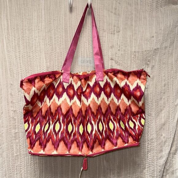 CHICOβS Ivory Coral Pink Green Purple Packable LargeβWeekender Polyester Bag - Picture 2 of 15